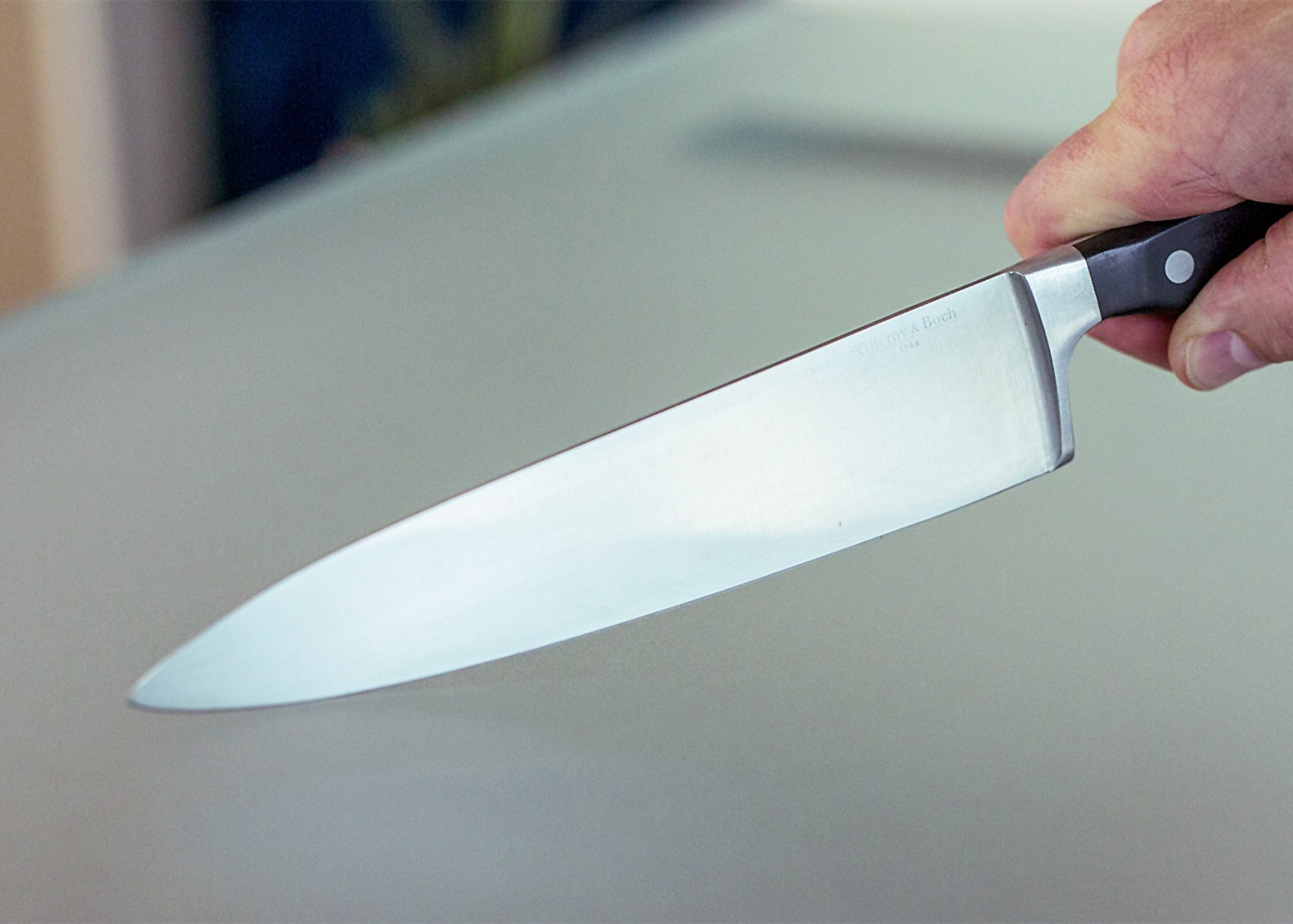 Arbeitsplatte mit Antiscratchglas